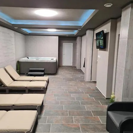 Paris Relax Zone 3* Balcsik