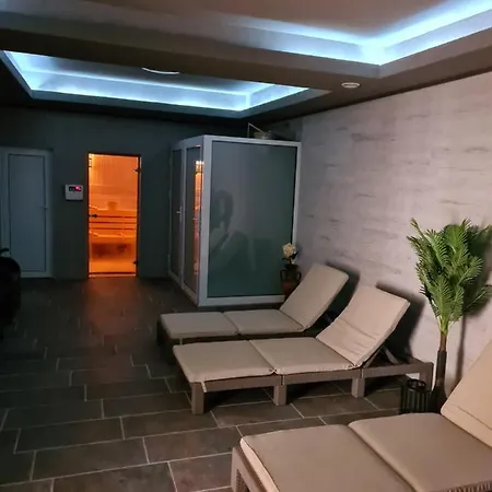 Paris Relax Zone 3* Balcsik